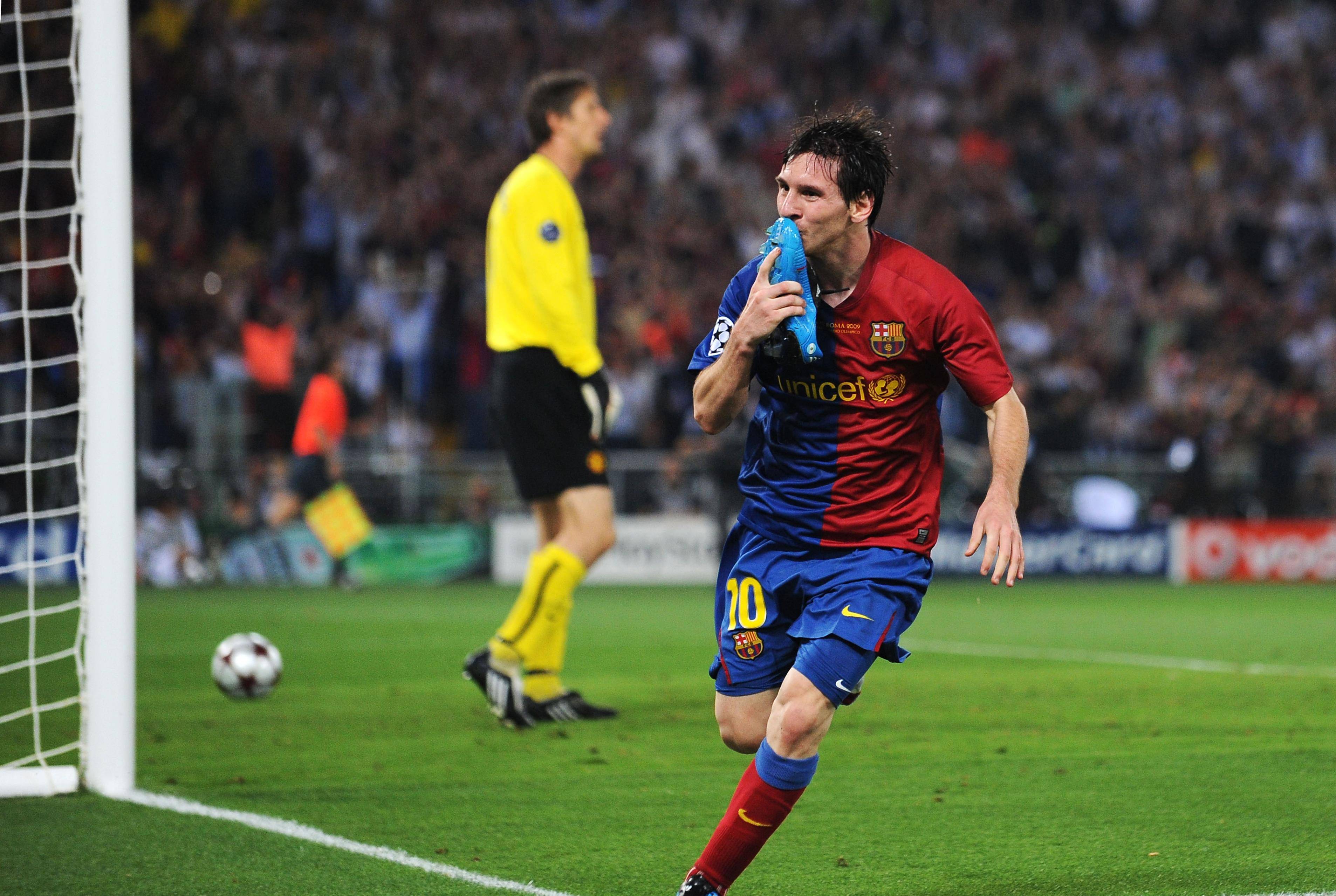 关于梅西迎来十赛季高光表现，日本队球迷沸腾！的信息